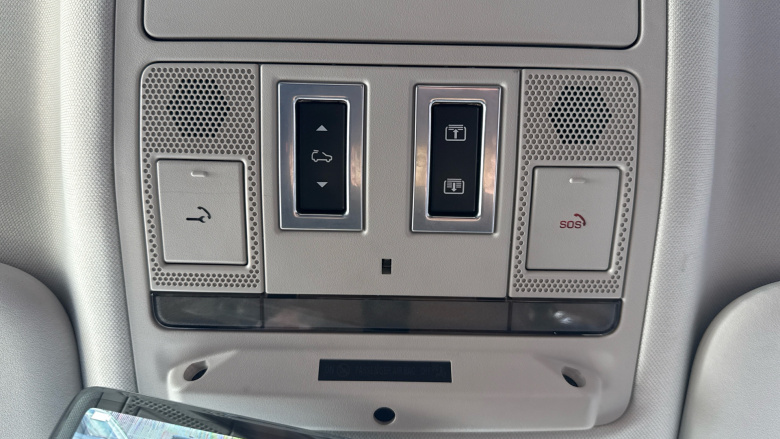 Land Rover Defender 2.0 D240 First Edition 110 5dr Auto Diesel Estate